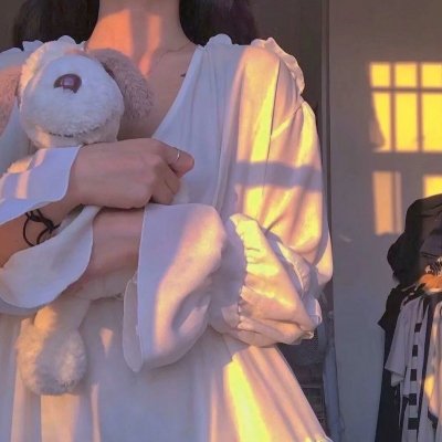 濶少艳福